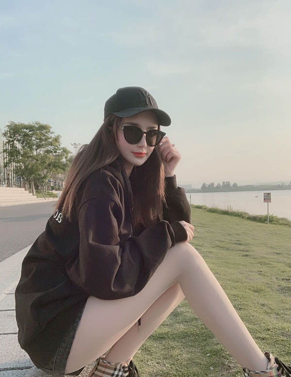 纽约外围女经纪人