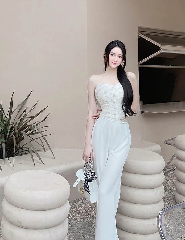 新加坡高端模特经纪人